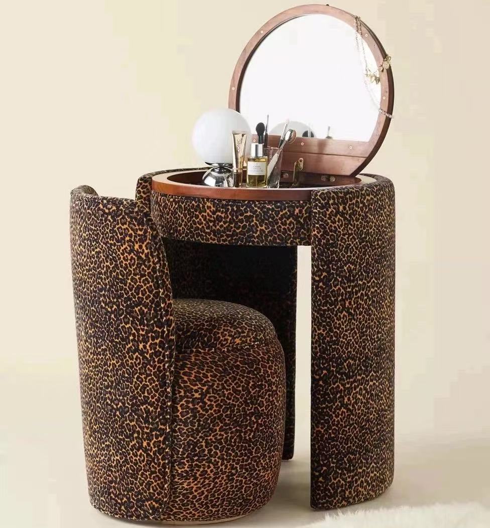 Sollene™ Vanity & Stool Set